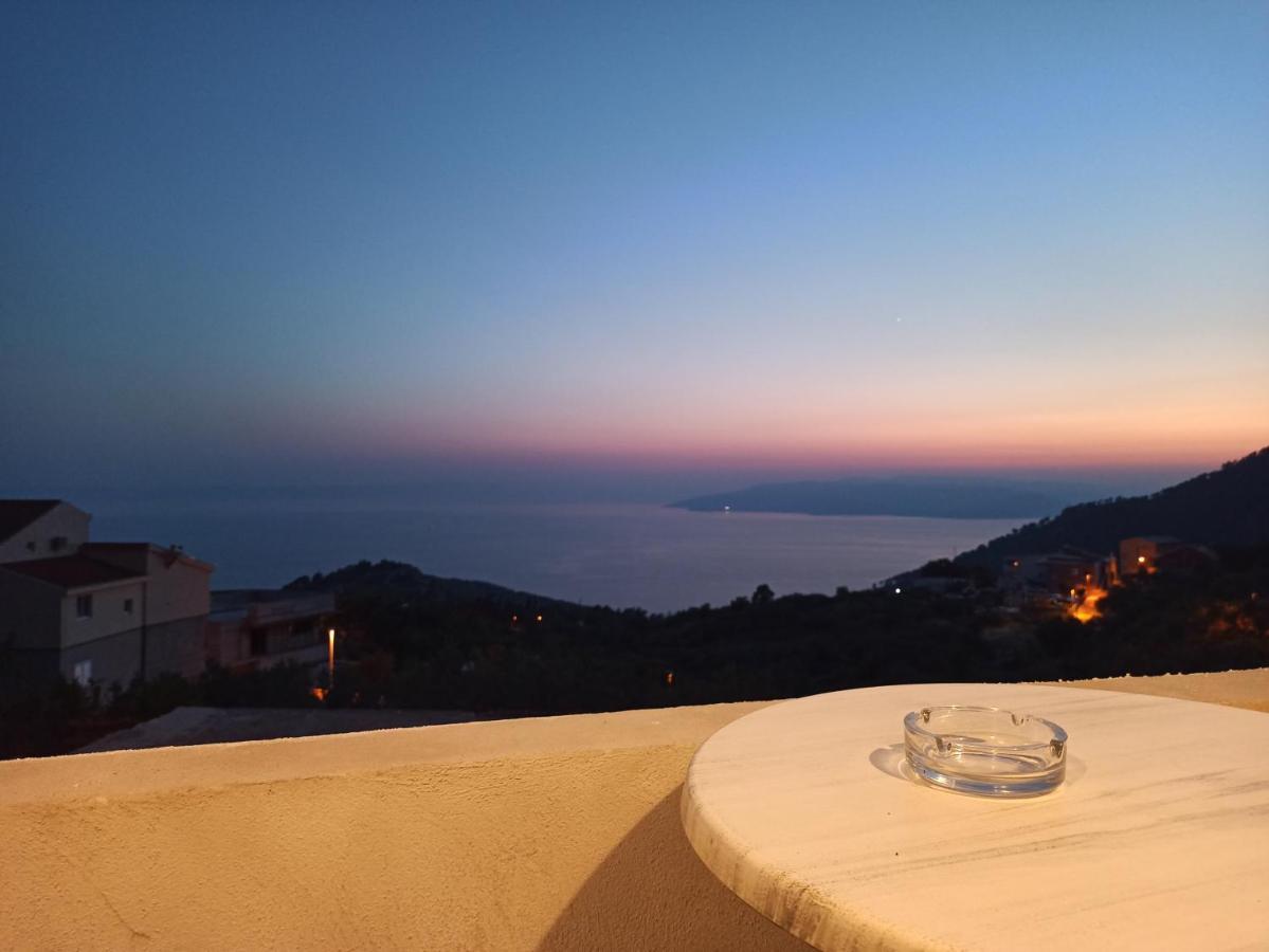 Hill With Private Pool * Makarska