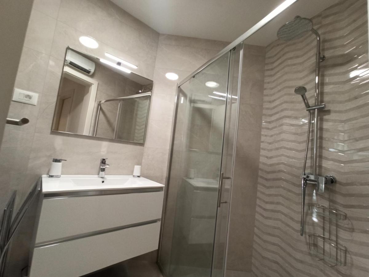 Hill With Private Pool * Makarska