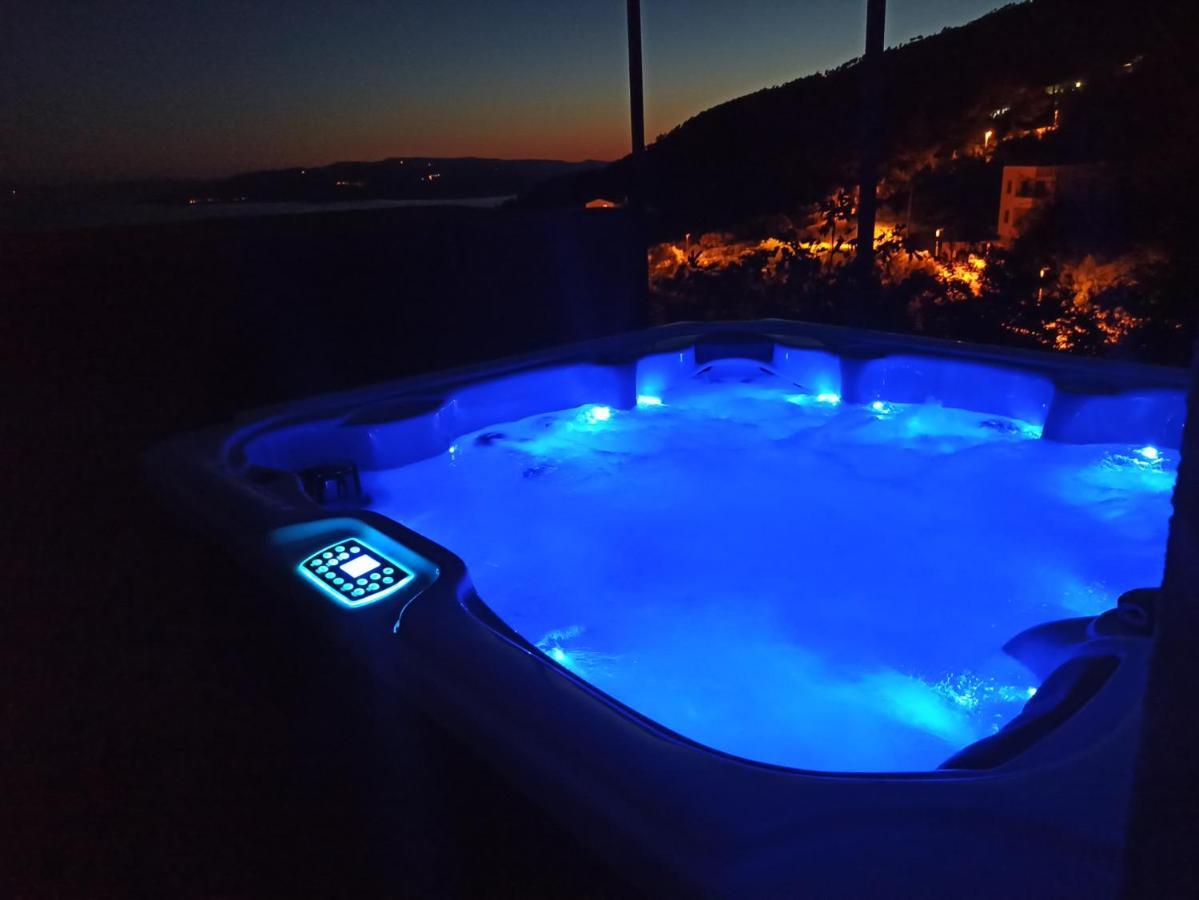 Villa Hill With Private Pool *