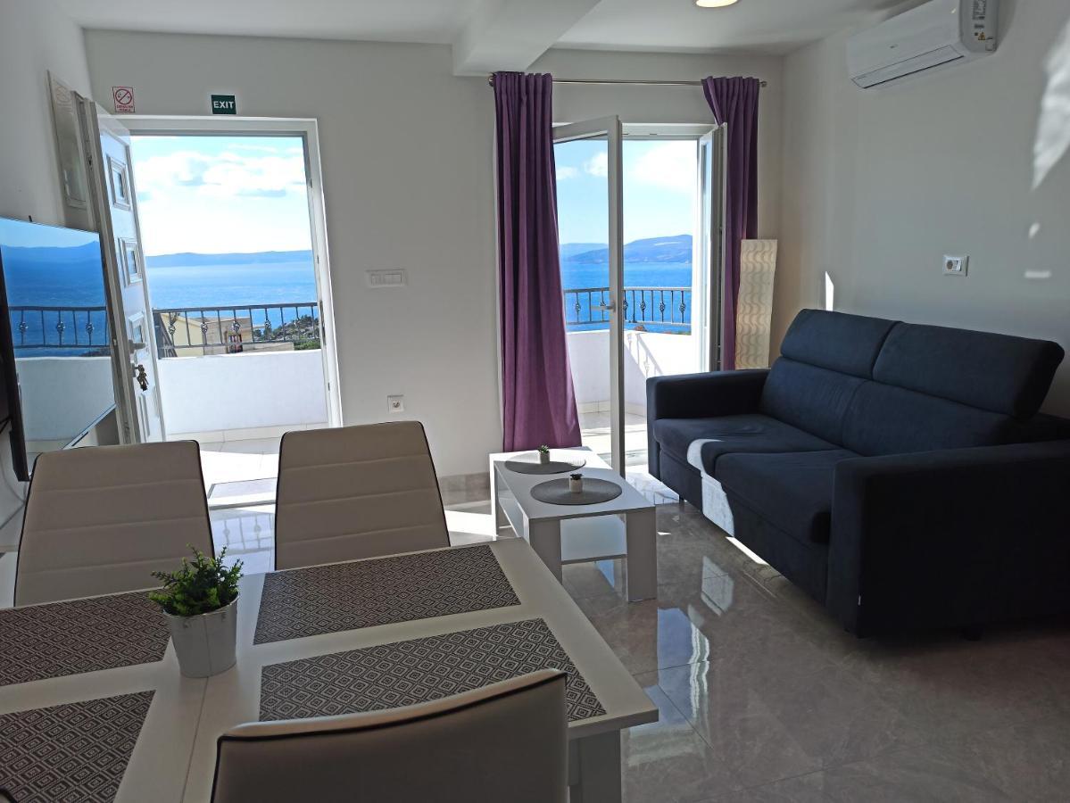 Hill With Private Pool * Makarska